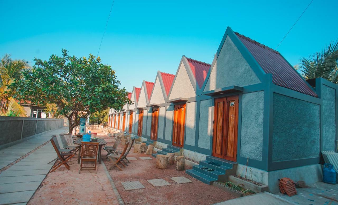 E2 Guest House Ilhas Karimunjava Exterior foto